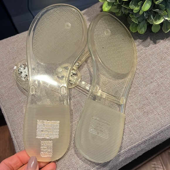 Women’s Clear Tory Burch Miller Sandals Size 8 - Picture 4 of 5